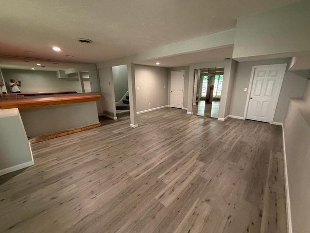 27 Church St 11, Weymouth, MA 02189