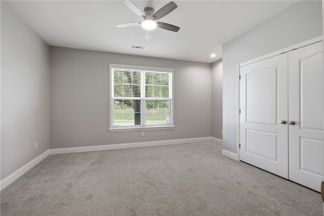305 NW Palomino Street, Bentonville, AR 72712
