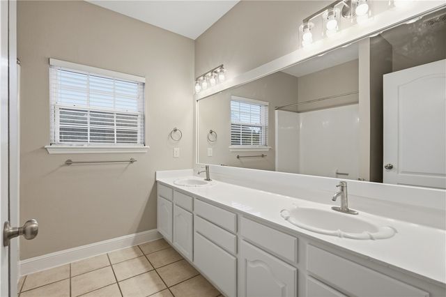 305 NW Palomino Street, Bentonville, AR 72712