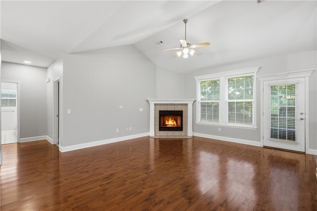 305 NW Palomino Street, Bentonville, AR 72712
