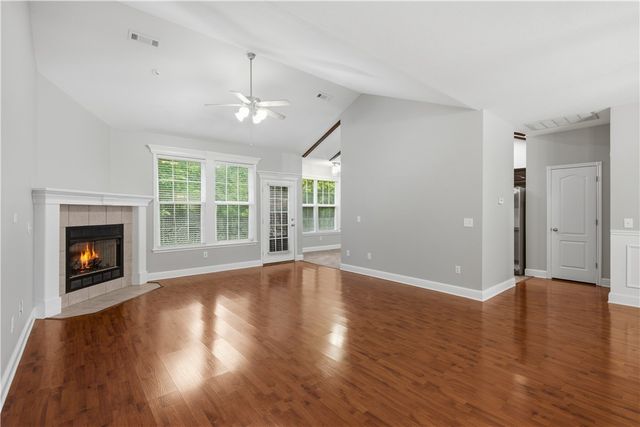 305 NW Palomino Street, Bentonville, AR 72712
