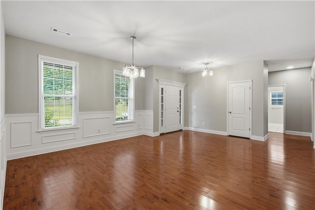 305 NW Palomino Street, Bentonville, AR 72712