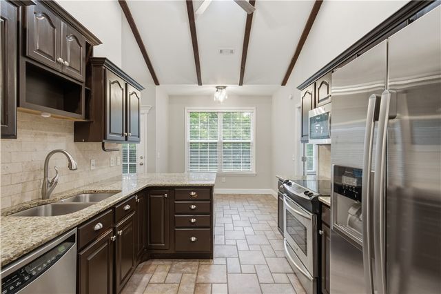 305 NW Palomino Street, Bentonville, AR 72712