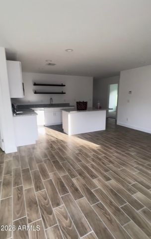 5713 S 13TH Avenue, Phoenix, AZ 85041