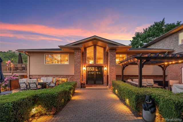 8950 Riverview, Dexter Township, MI 48169