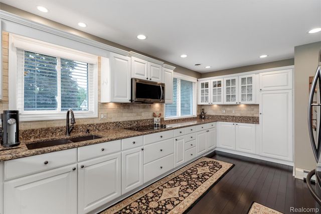 8950 Riverview, Dexter Township, MI 48169