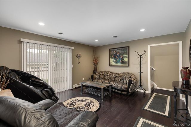 8950 Riverview, Dexter Township, MI 48169