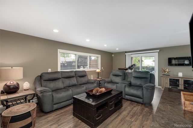 8950 Riverview, Dexter Township, MI 48169