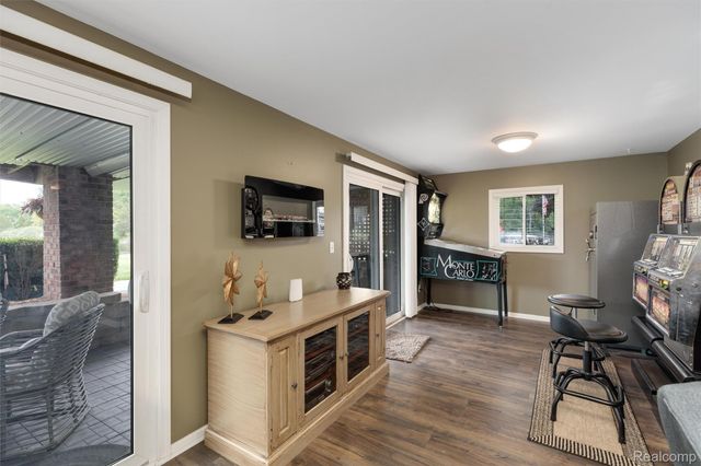 8950 Riverview, Dexter Township, MI 48169