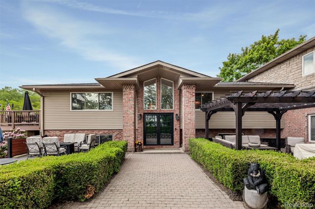 8950 Riverview, Dexter Township, MI 48169