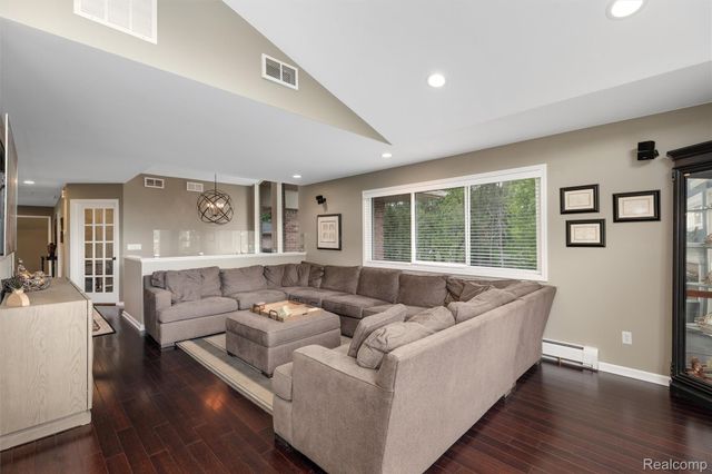 8950 Riverview, Dexter Township, MI 48169