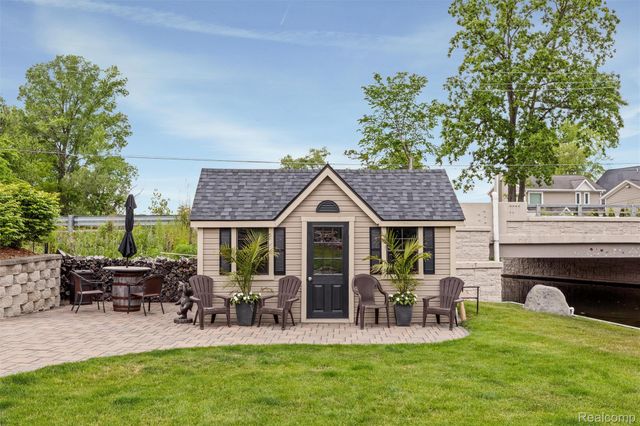 8950 Riverview, Dexter Township, MI 48169