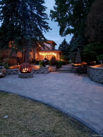 8950 Riverview, Dexter Township, MI 48169