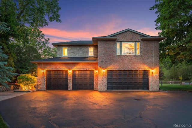 8950 Riverview, Dexter Township, MI 48169