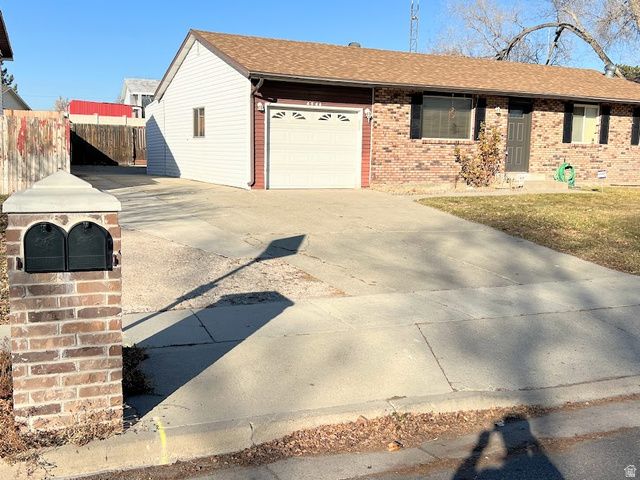 4546 W LANDER WAY, Kearns, UT 84118