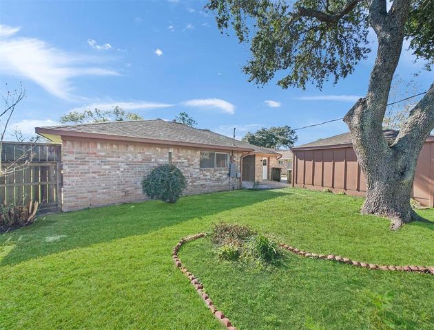 14006 Briarworth Drive, Houston, TX 77077