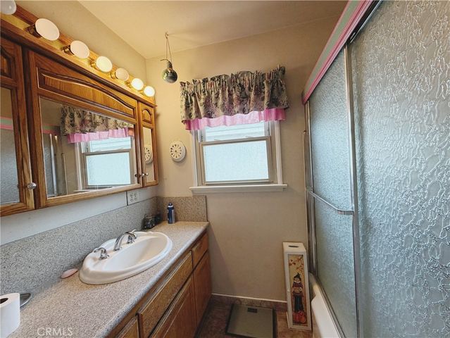 13318 Grider Ave, Hawthorne, CA 90250
