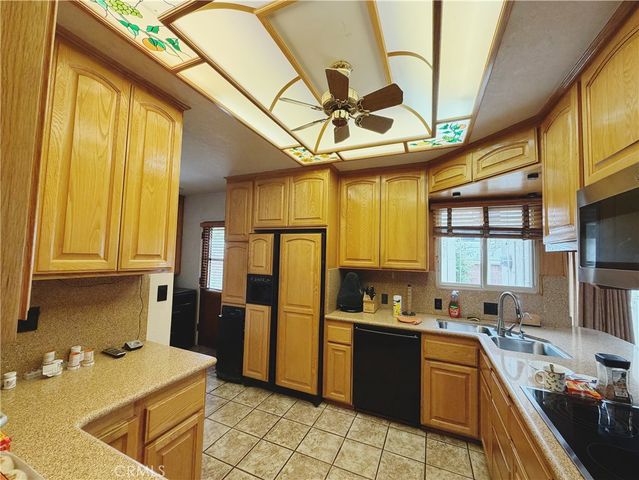 13318 Grider Ave, Hawthorne, CA 90250