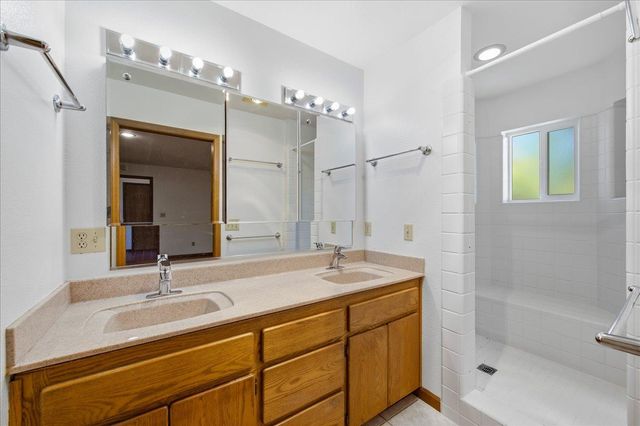 18514 Lake Forest Dr, Penn Valley, CA 95946