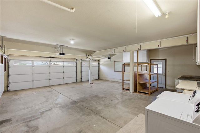 18514 Lake Forest Dr, Penn Valley, CA 95946