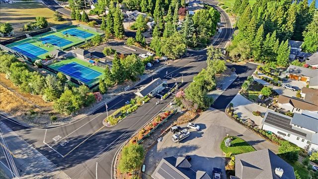 18514 Lake Forest Dr, Penn Valley, CA 95946