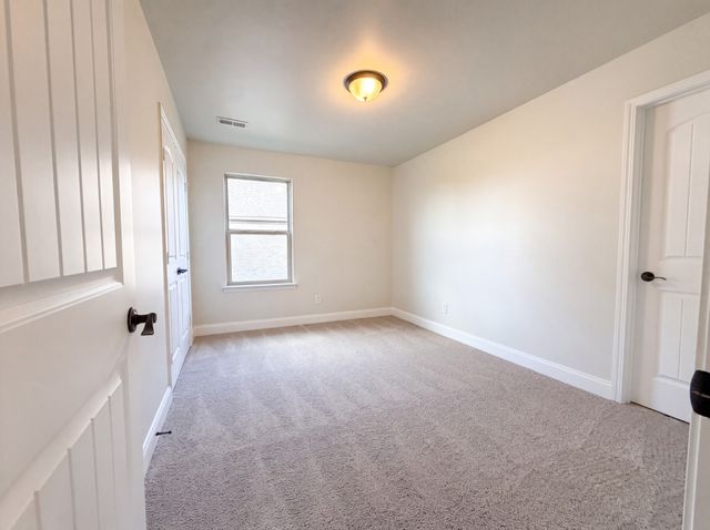 137 Ferdinand Dr, Gallatin, TN 37066