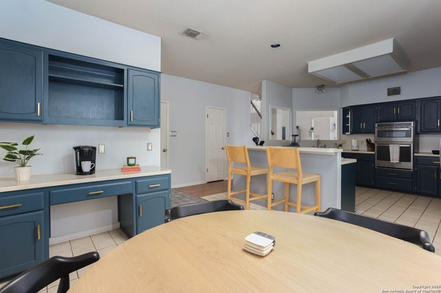 6407 Lost Arbor, San Antonio, TX 78240