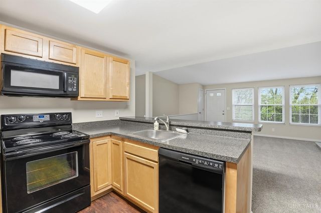 2617 South Harbor Drive, Deerfield Twp., OH 45039