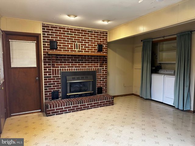 3871 MEADOW BRIDGE RD, Salisbury, MD 21804