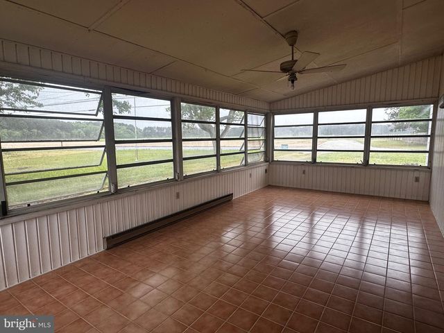 3871 MEADOW BRIDGE RD, Salisbury, MD 21804