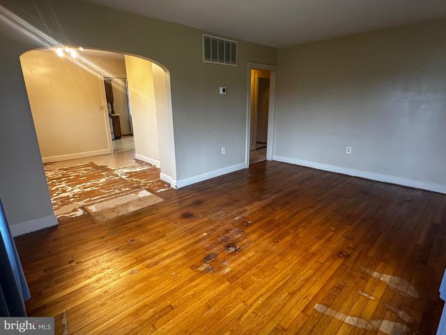 3871 MEADOW BRIDGE RD, Salisbury, MD 21804