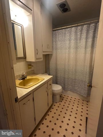 3871 MEADOW BRIDGE RD, Salisbury, MD 21804