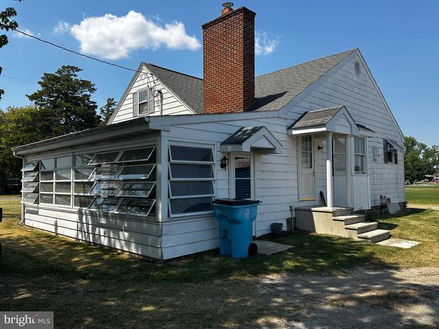 3871 MEADOW BRIDGE RD, Salisbury, MD 21804