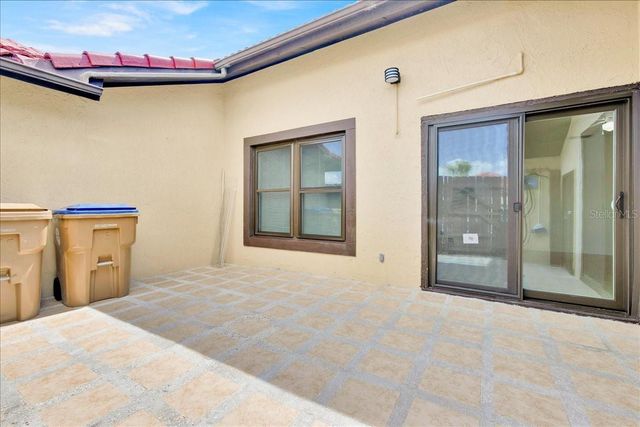 475 HUNTER CIRCLE, Kissimmee, FL 34758