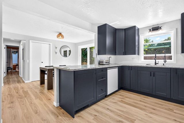 1338 LEONARD POINT ROAD, Oshkosh, WI 54904