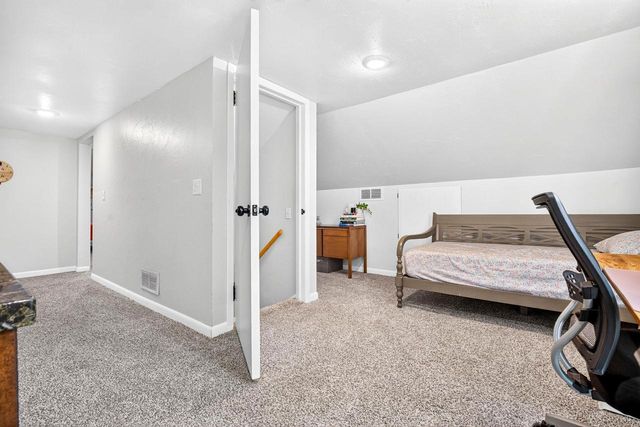 1338 LEONARD POINT ROAD, Oshkosh, WI 54904