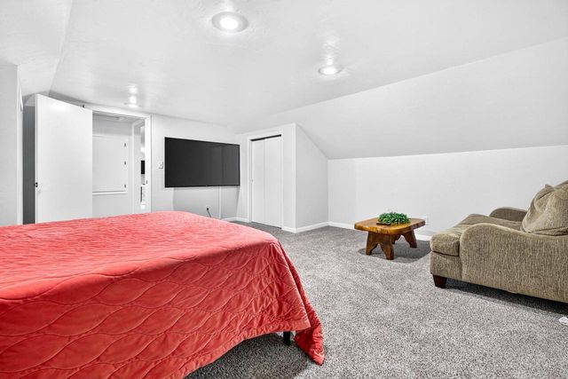 1338 LEONARD POINT ROAD, Oshkosh, WI 54904