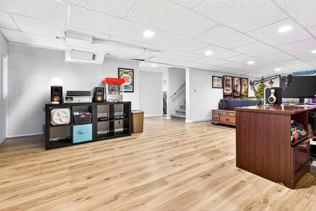1338 LEONARD POINT ROAD, Oshkosh, WI 54904
