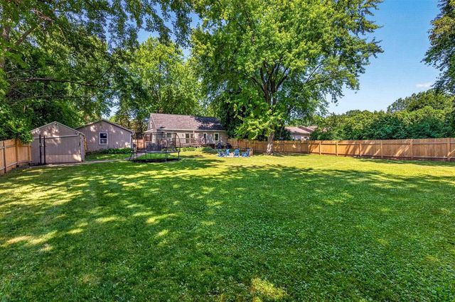 1338 LEONARD POINT ROAD, Oshkosh, WI 54904