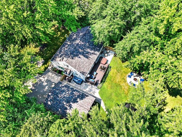 1338 LEONARD POINT ROAD, Oshkosh, WI 54904