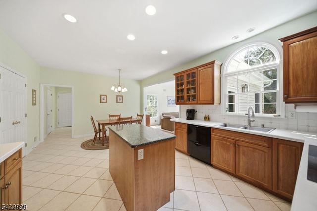 43 Highland Ave, Madison Boro, NJ 07940