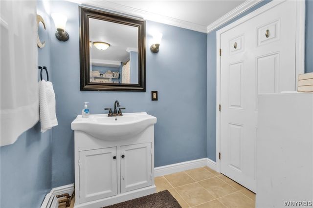 1713 Grover Road, Aurora, NY 14052