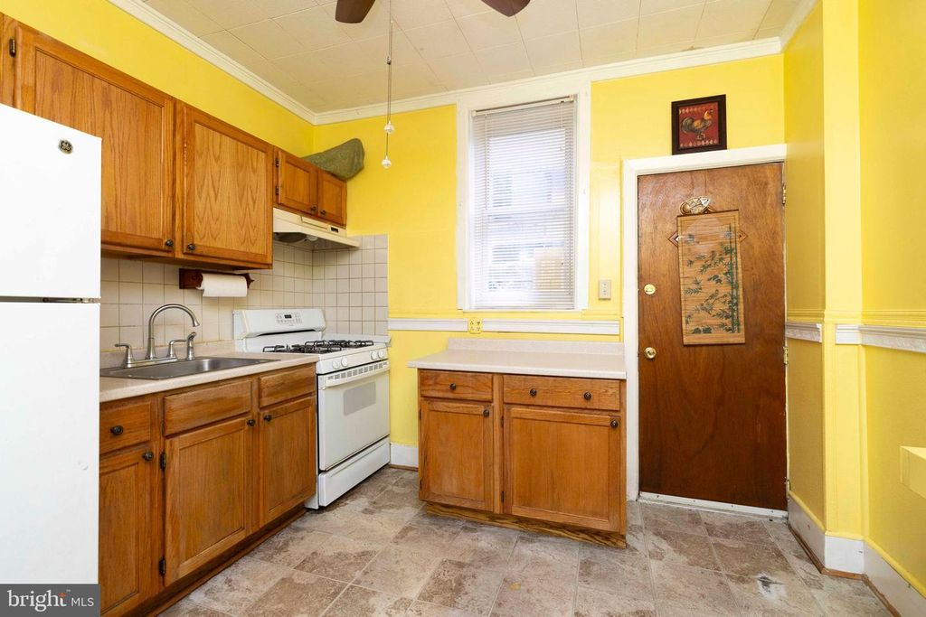 Image 11 of property listing at 3110 BOUDINOT ST, Philadelphia, PA 19134