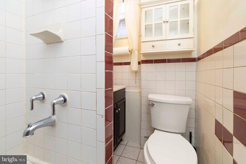 Image 17 of property listing at 3110 BOUDINOT ST, Philadelphia, PA 19134