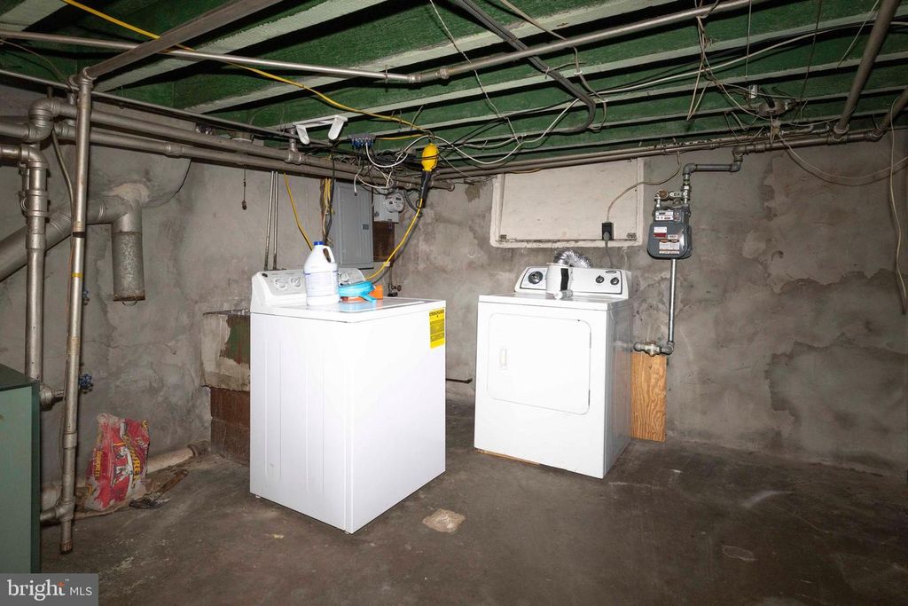 Image 23 of property listing at 3110 BOUDINOT ST, Philadelphia, PA 19134