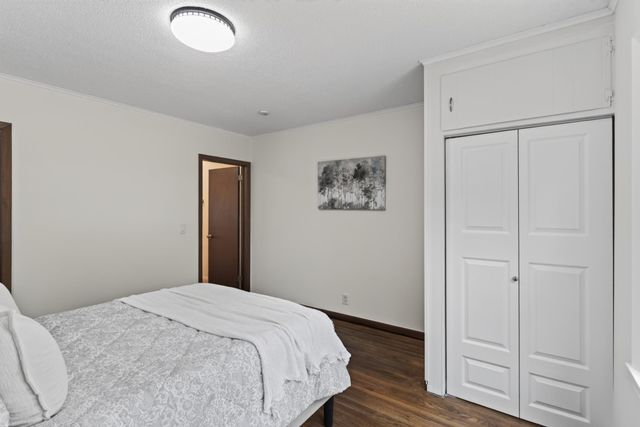 3807 Hubbard Avenue N, Robbinsdale, MN 55422
