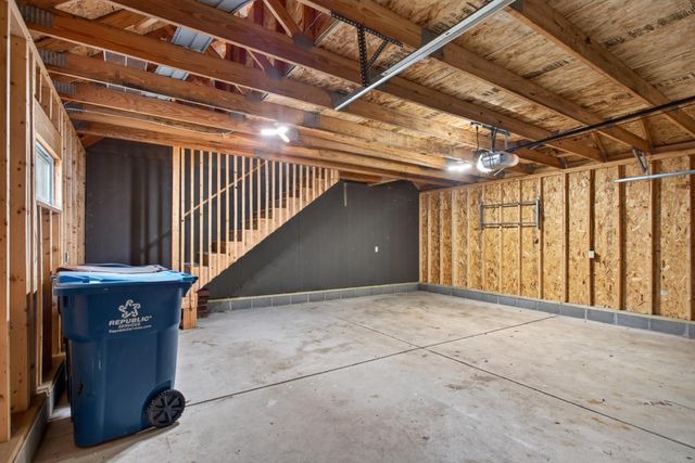 3807 Hubbard Avenue N, Robbinsdale, MN 55422