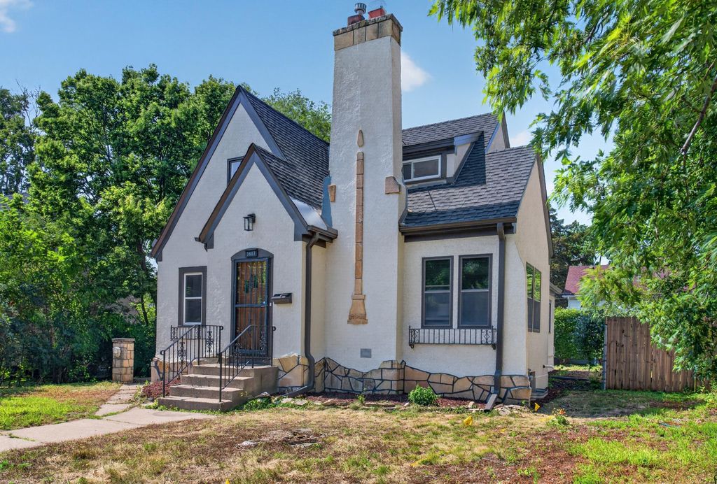 3807 Hubbard Avenue N, Robbinsdale, MN 55422 — photo 2