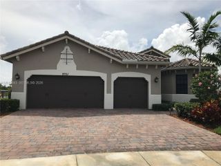 9751 Lakeview Lane, Parkland, FL 33076