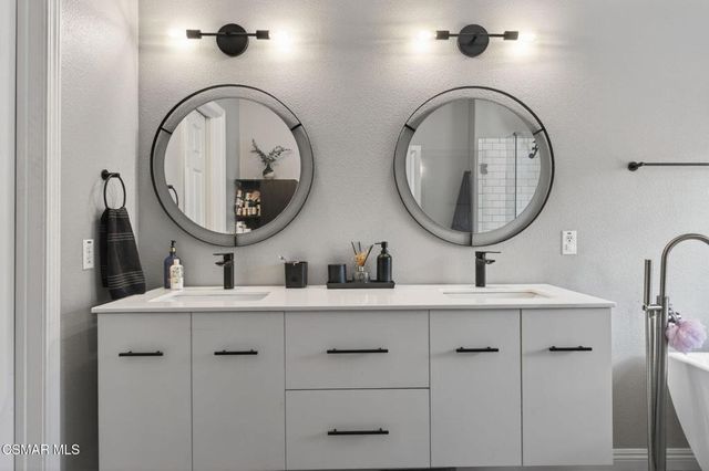 1120 Pan Court, Newbury Park, CA 91320